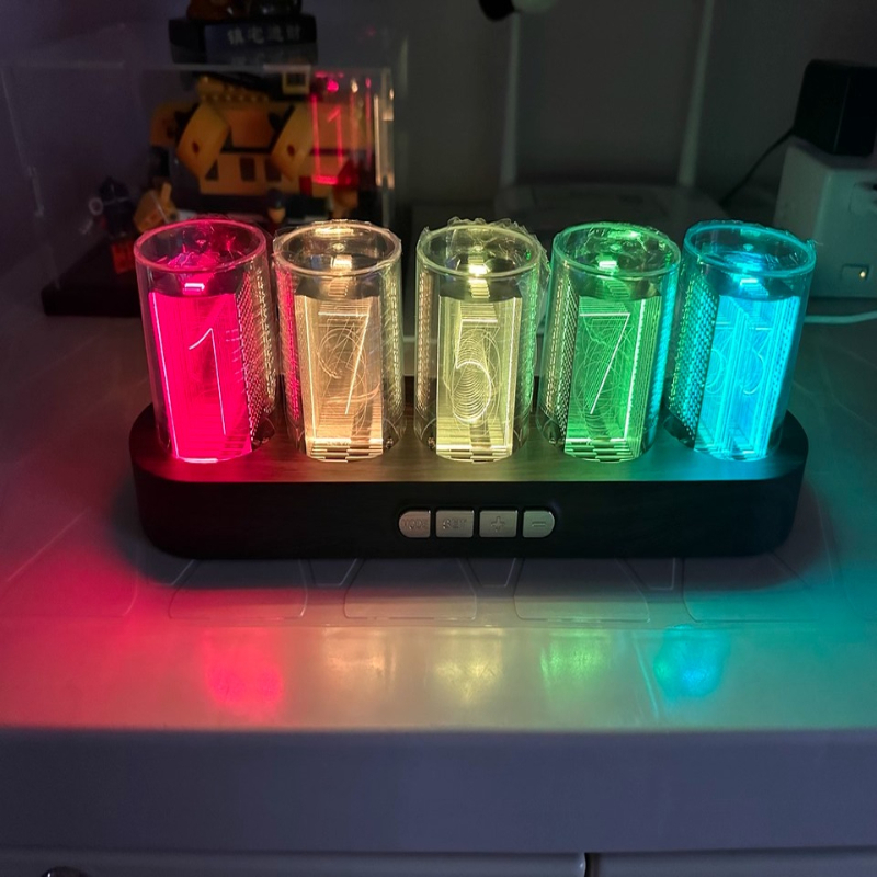 Reloj de tubo LED Nixie RGB pa - Office Tech Setup reseña y precio